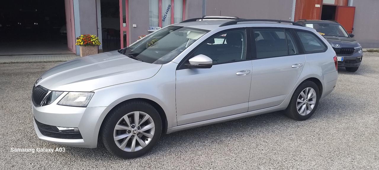 Skoda Octavia 1.6 TDI CR 115 CV DSG Wagon Style