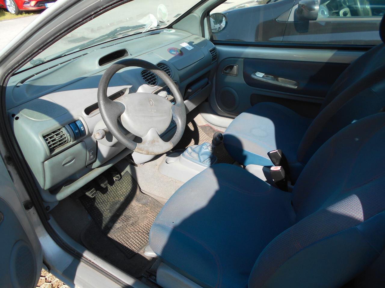 RENAULT TWINGO 1.1