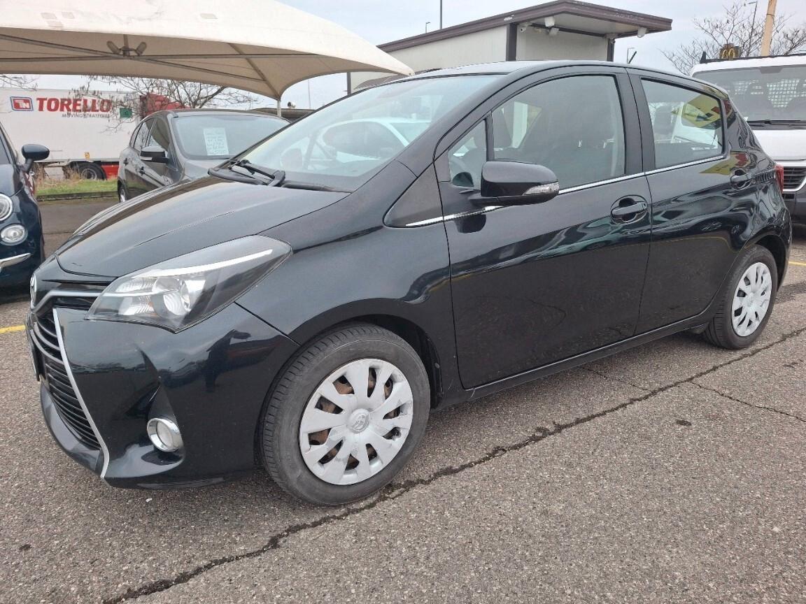 Toyota Yaris 1.0 5 porte Lounge