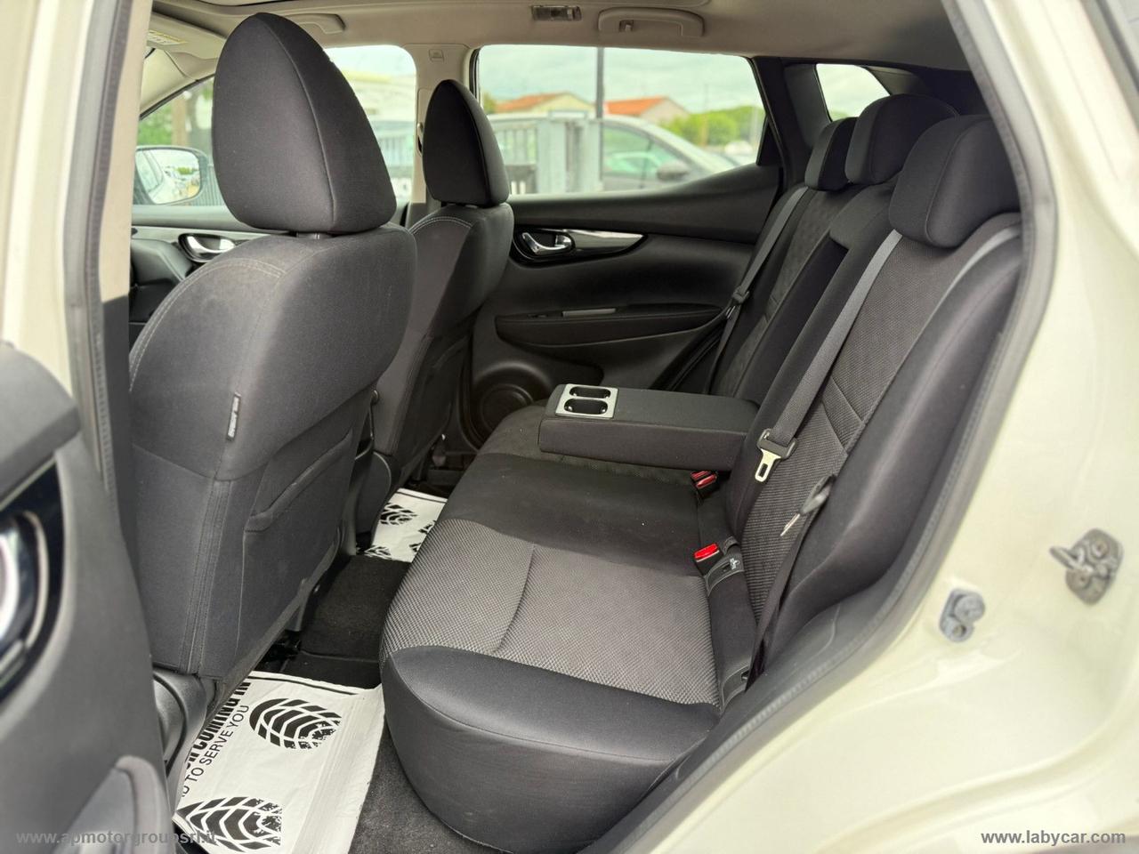 NISSAN Qashqai 1.5 dCi Tekna