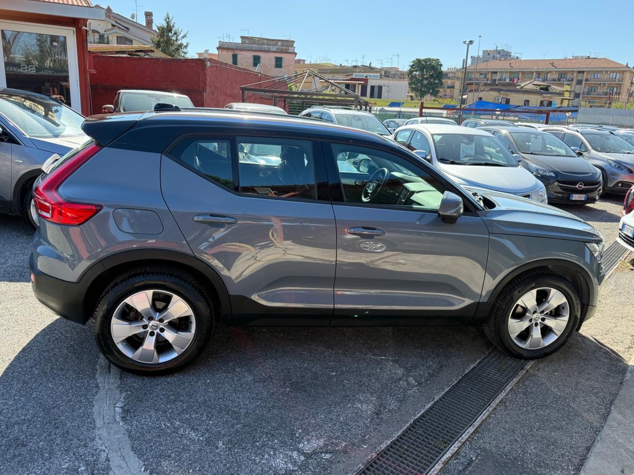 XC40 D3 Momentum-unipro-rate-garanzia -