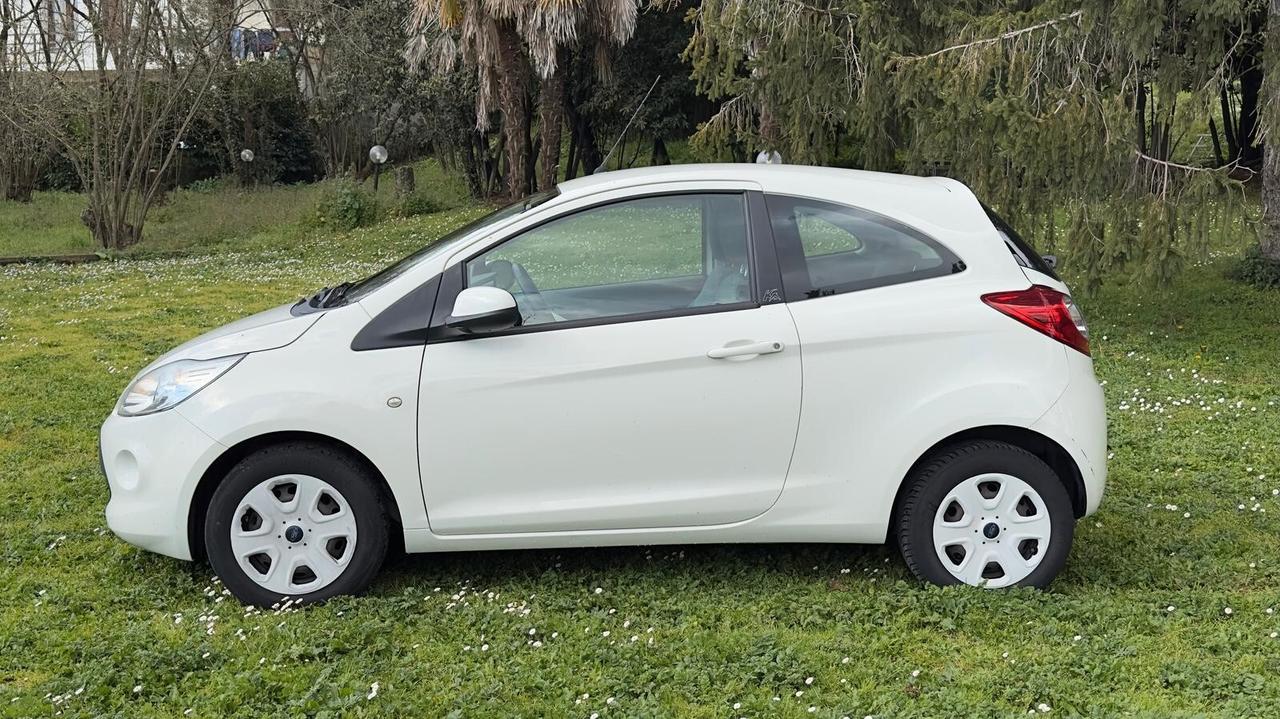 Ford Ka 1.2 Gpl 2012 56.000KM Neopatent LEGGI TESTO