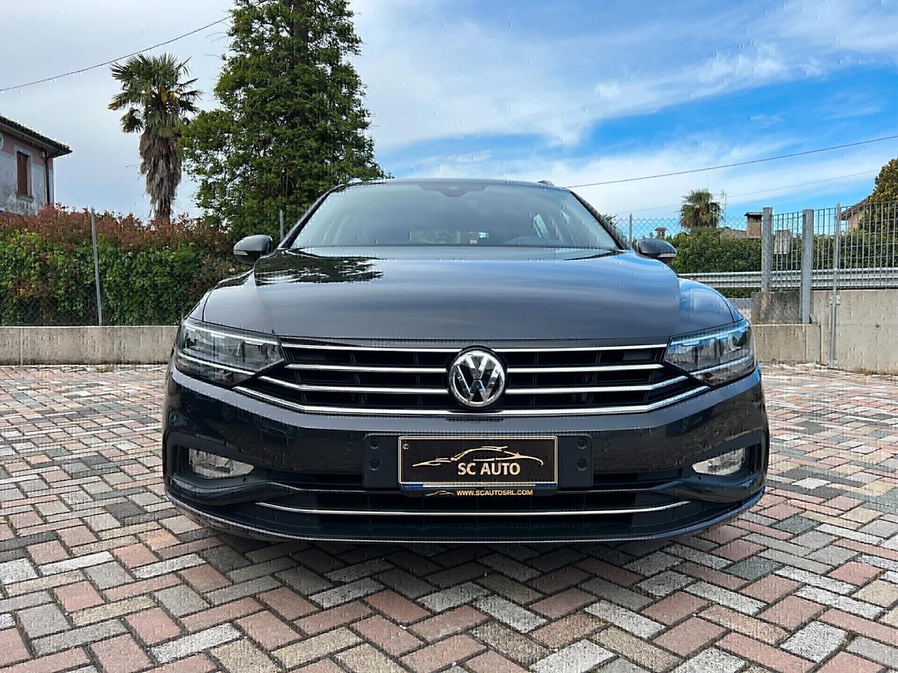 Volkswagen Passat Variant 2.0 TDI SCR CON FINANZIAMENTO