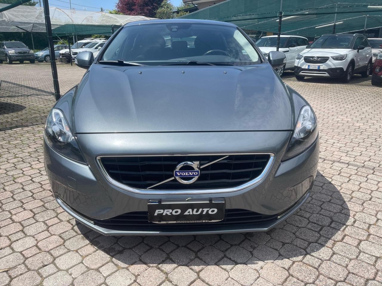 Volvo V40 D2 1.6 Momentum