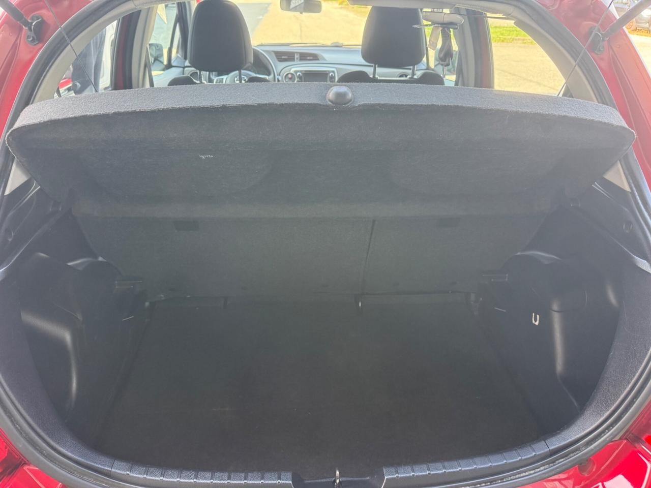 Toyota Yaris 1.0 5 porte Lounge