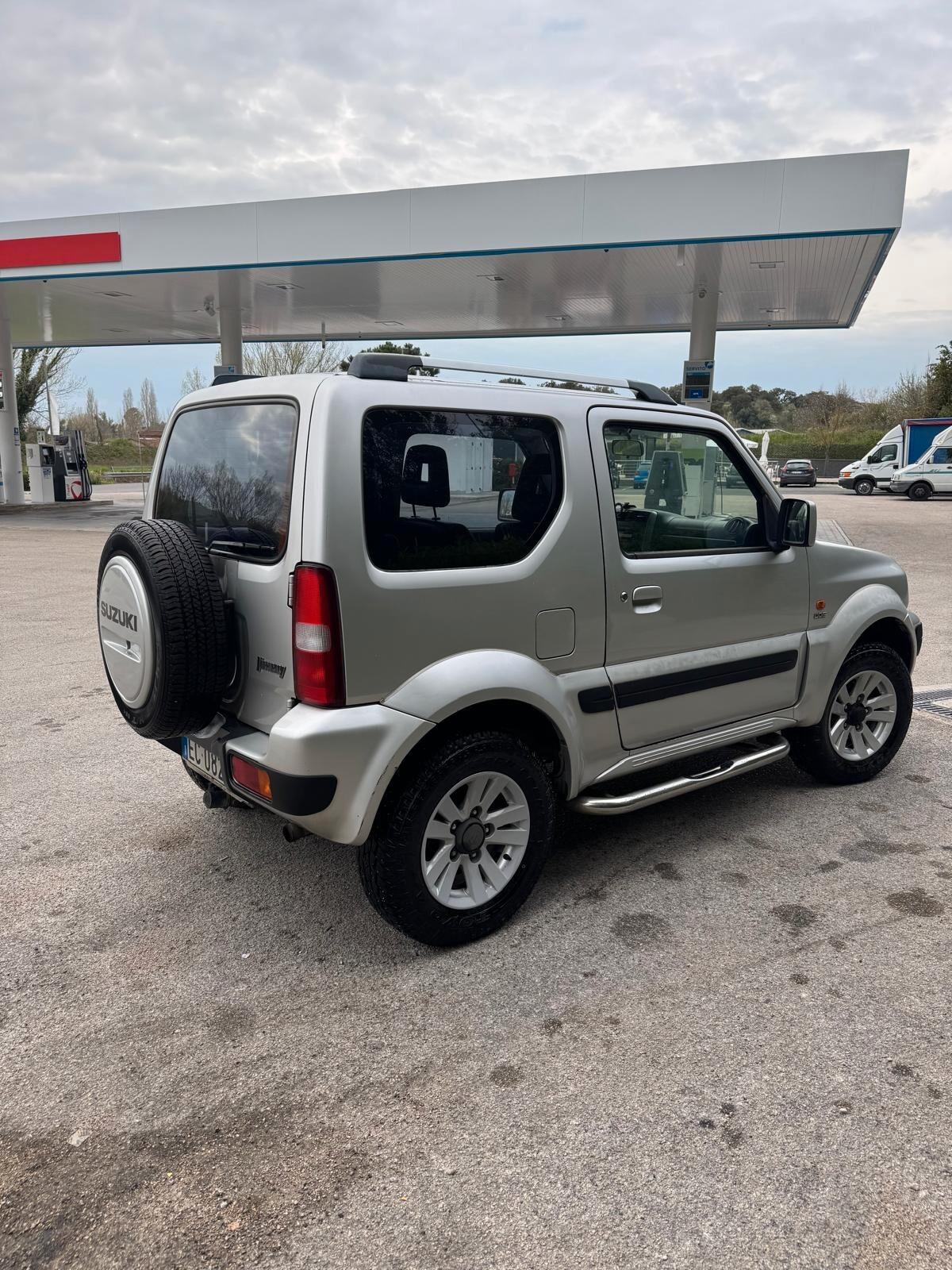 Suzuki Jimny 1.5 DDiS cat 4WD JLX