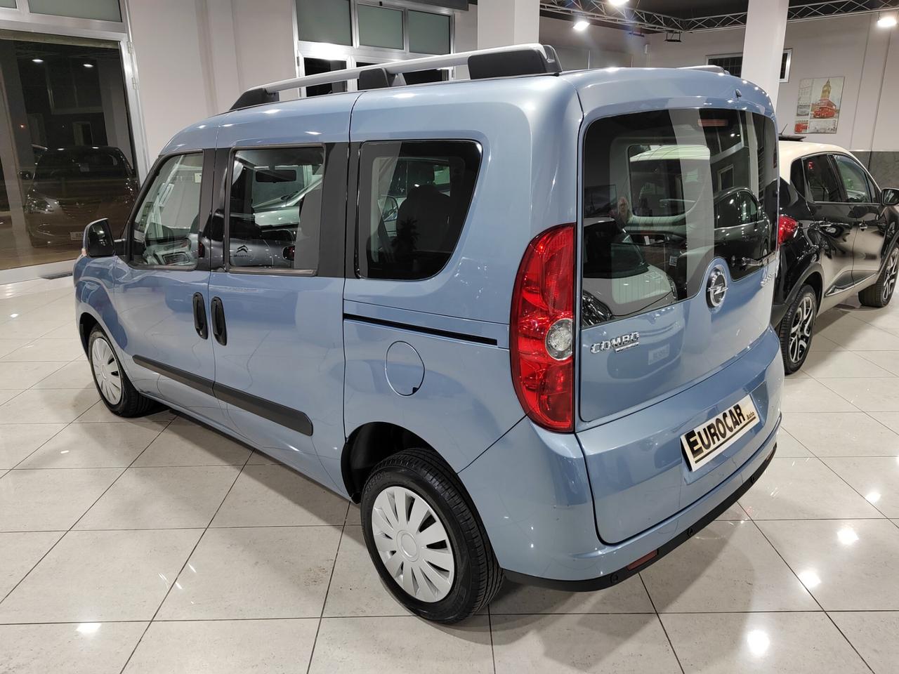 Opel Combo 1.6 CDTi 90CV PC-TA Cosmo