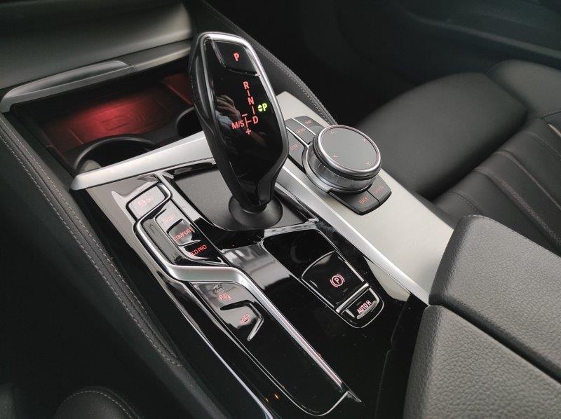 BMW Serie 5(G30/31/F90) - 530d 48V xDrive Touring Msport