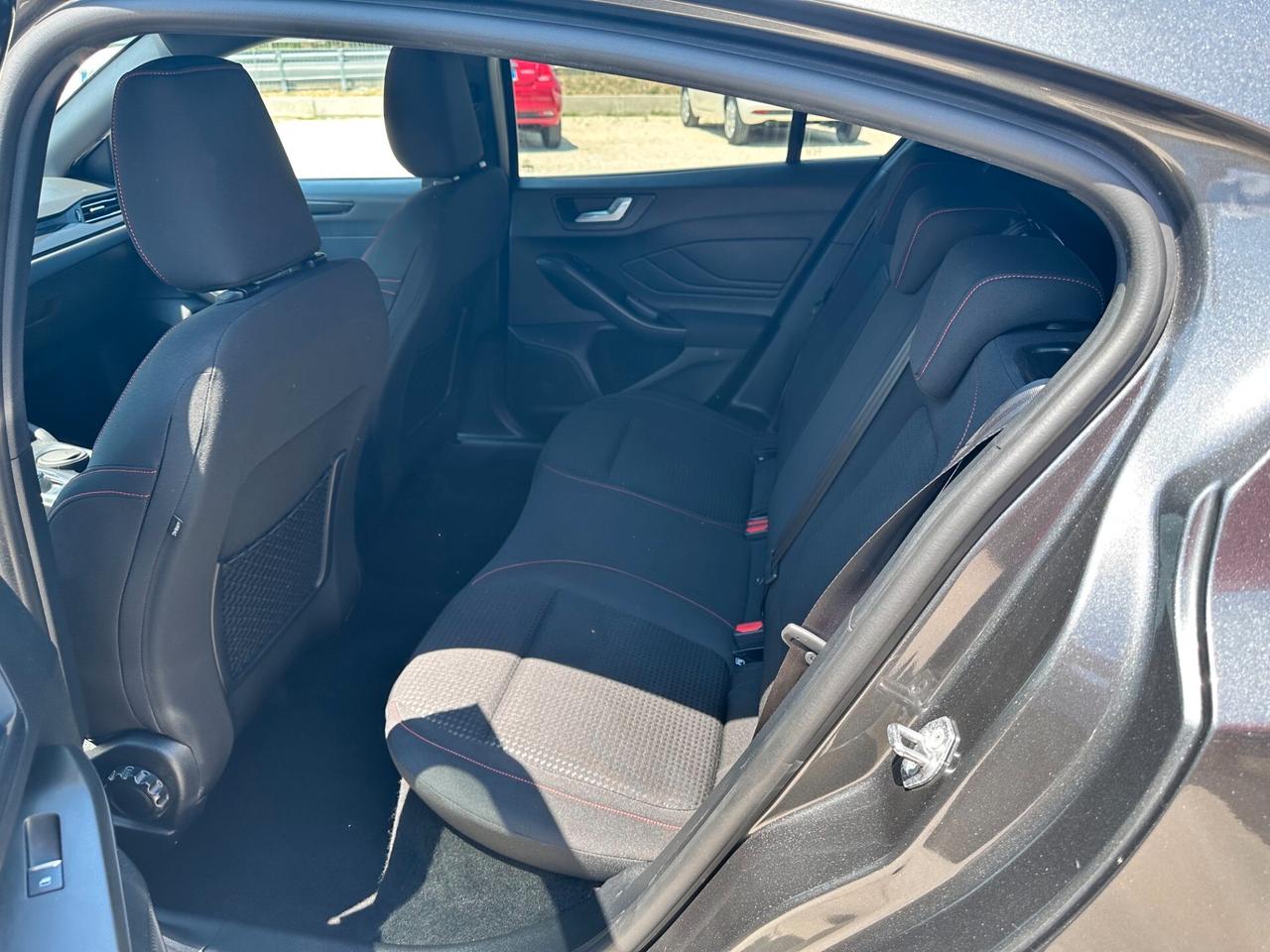 Ford Focus 1.5 EcoBlue 115 CV automatico 5p. ST-Line