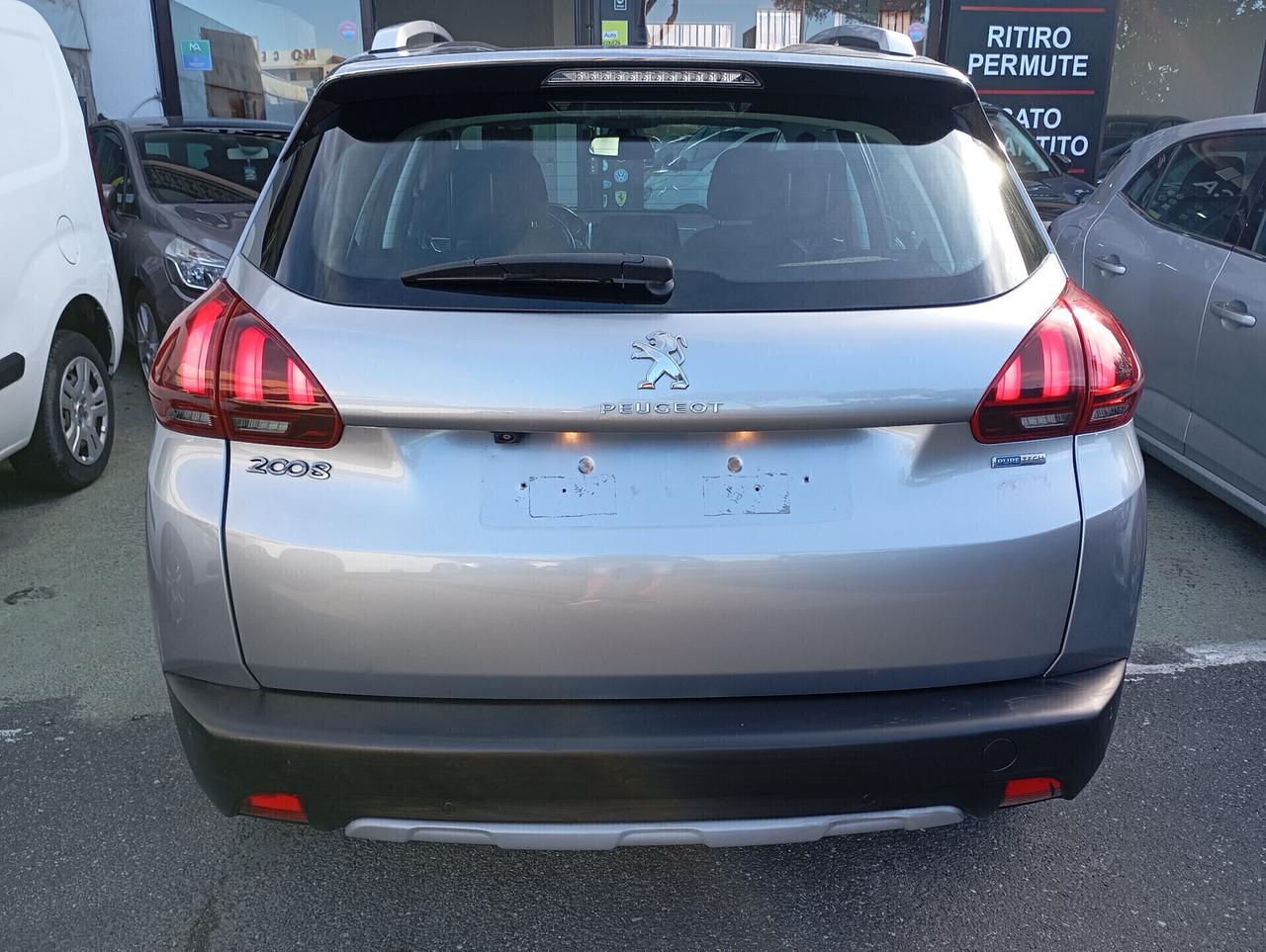 Peugeot 2008 1.2 PureTech Turbo 110CV Allure