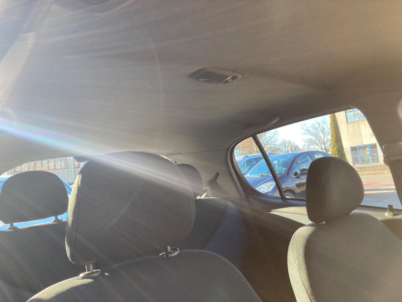 TOYOTA YARIS 1.4 D4-D 5 PORTE