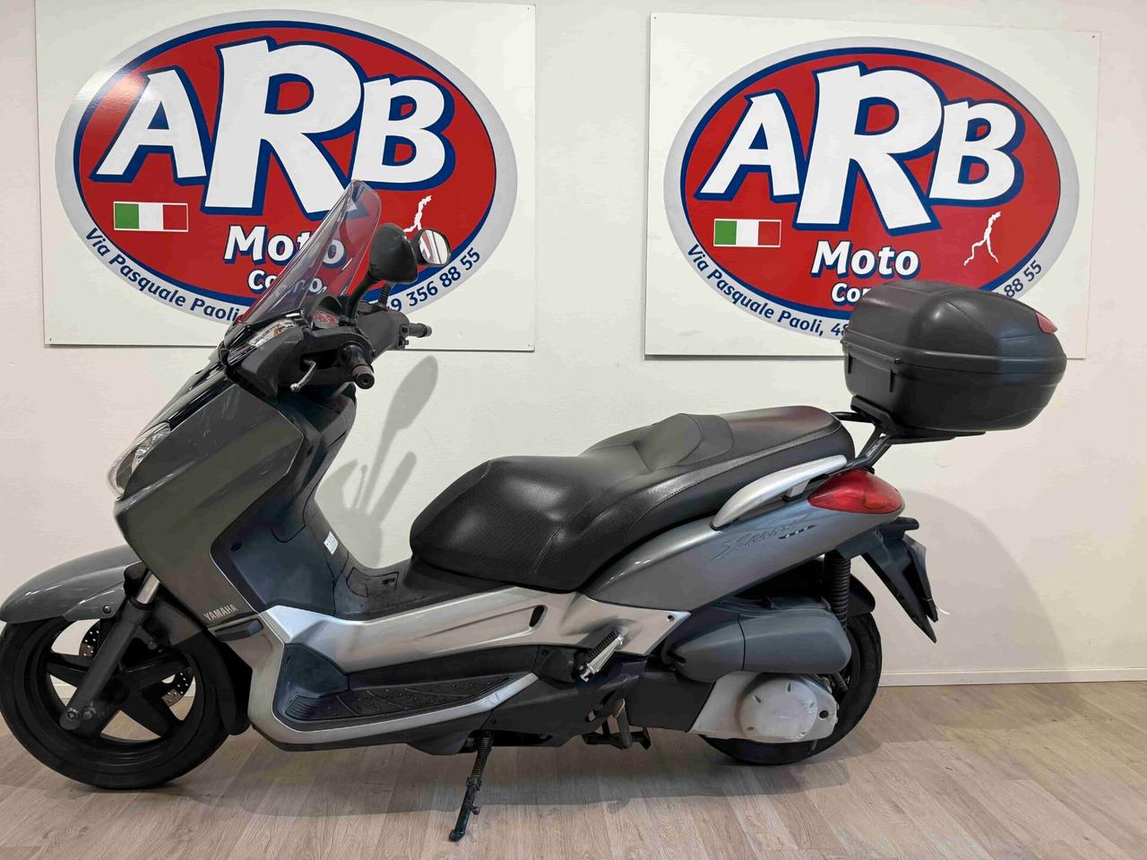 Yamaha X-Max 250