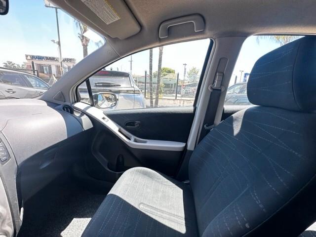 Toyota Yaris 1.0 5 porte Sol