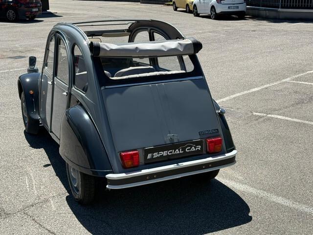 Citroen 2CV 6 Special "Charleston Style"