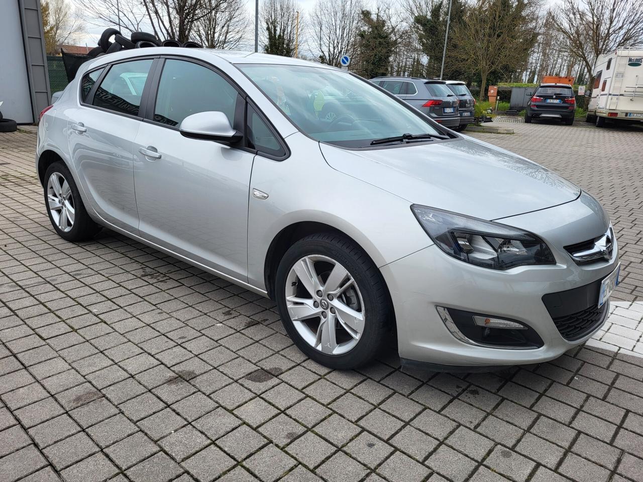 Opel Astra 1.4 100CV 5 porte Elective