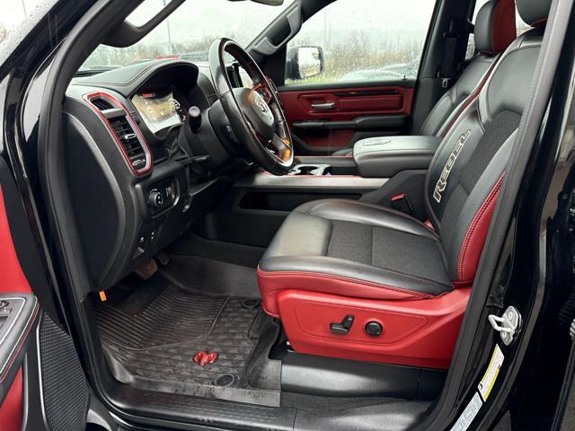 DODGE RAM V8 HEMI CREW CAB - REBEL