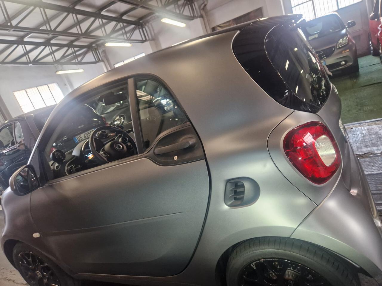 Superpassion matt grey solo 36000km strafull