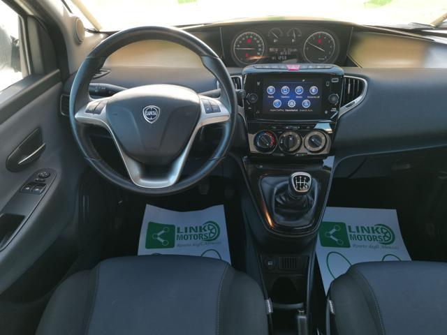 LANCIA Ypsilon 1.0 FireFly 5p S&S Hybrid Ecochic Silver IMP. GPL