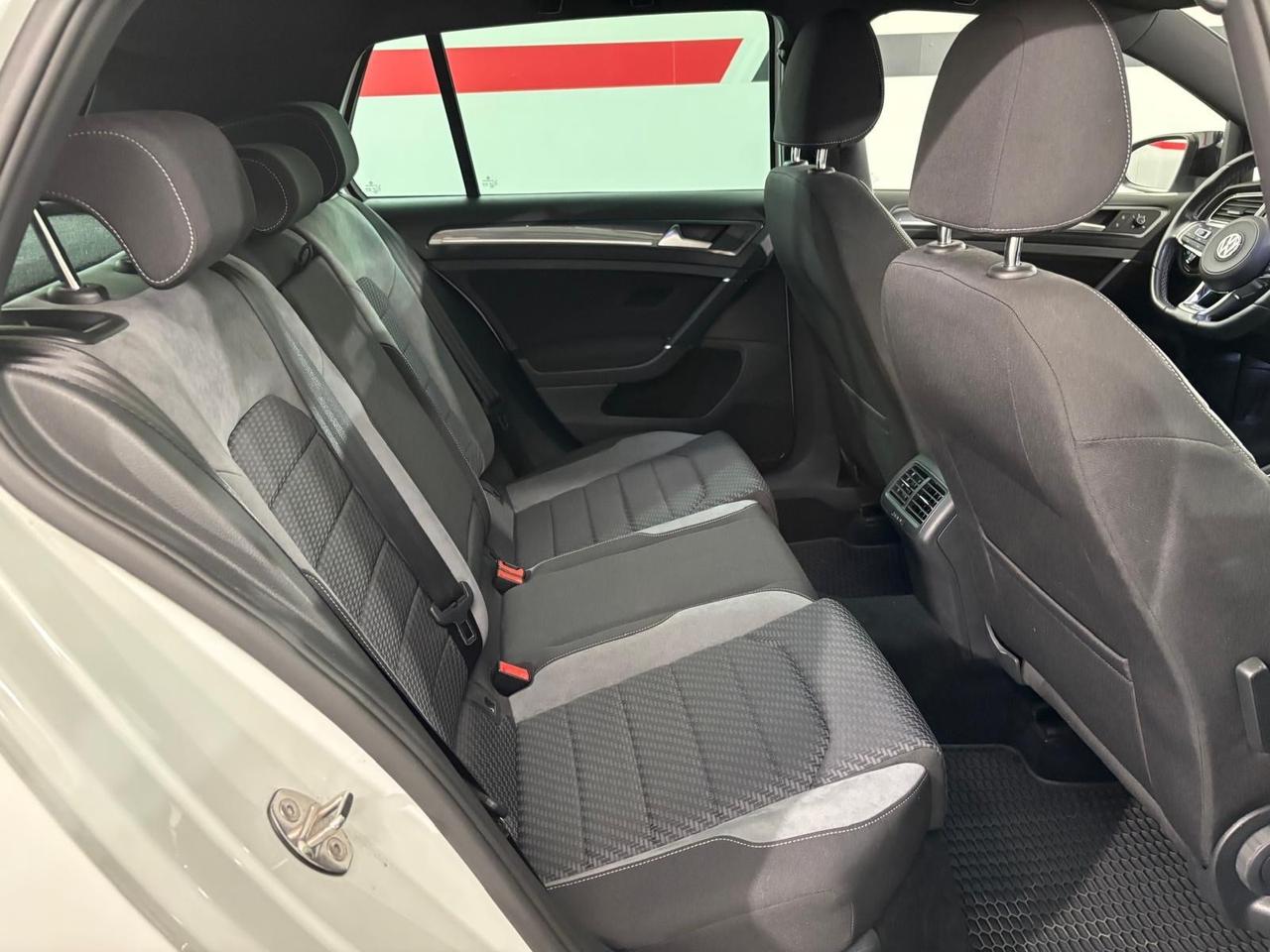 Volkswagen Golf R-LINE FULL OPTIONAL