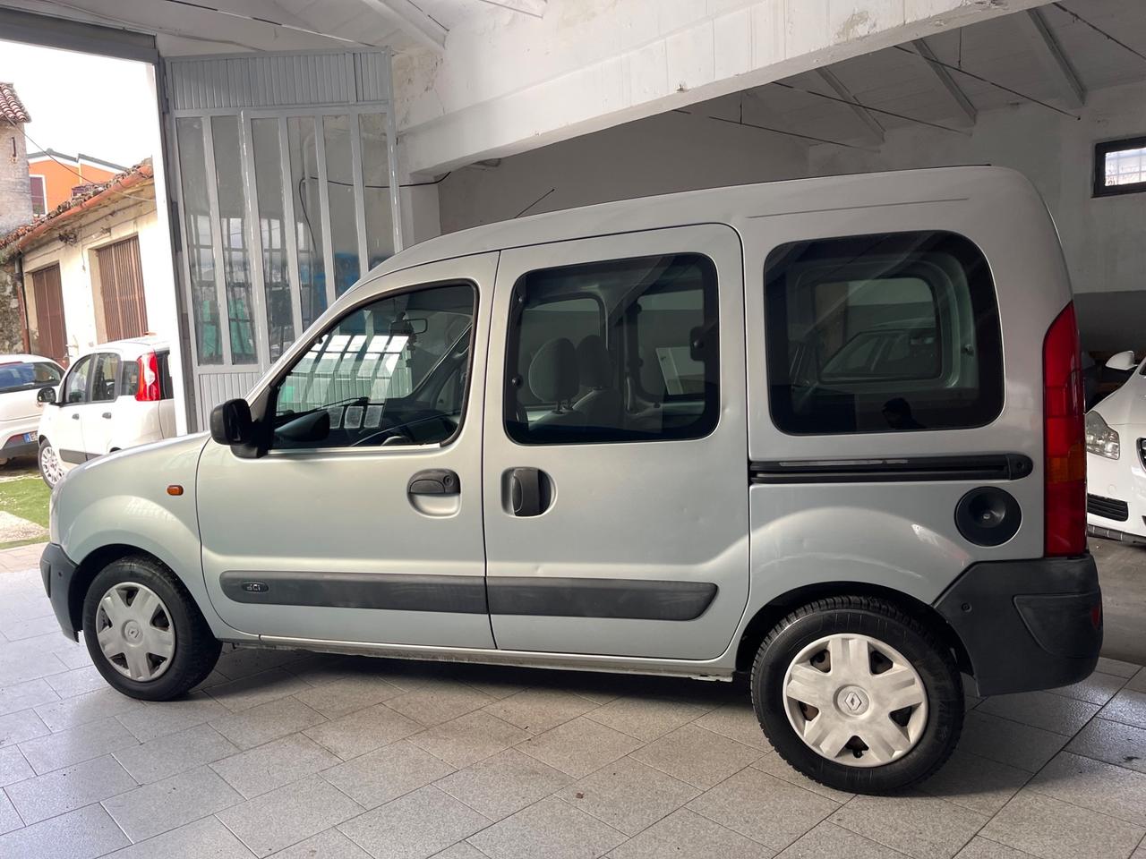 Renault Kangoo 1.5 dCi/82CV 5p. Privilège