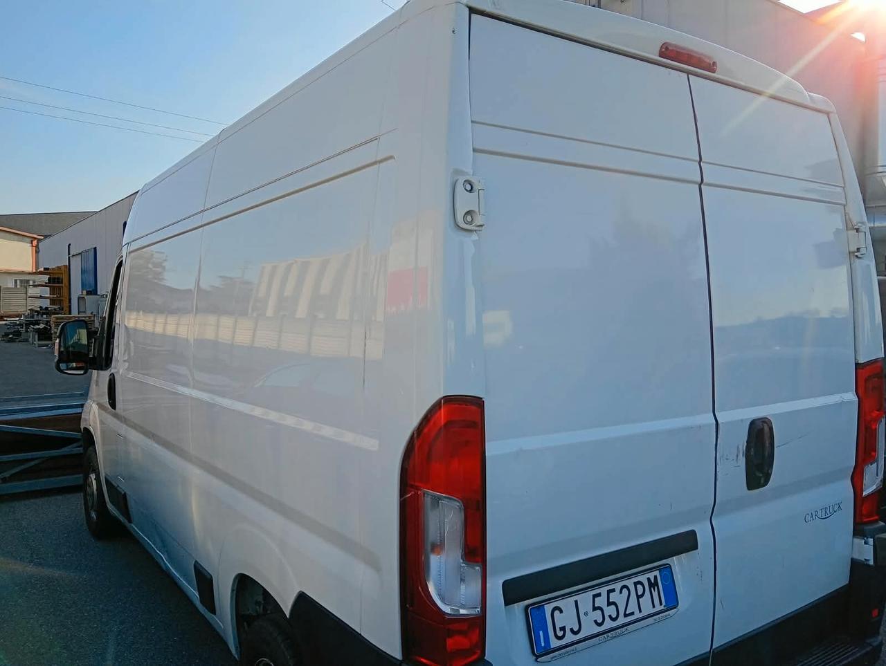 Peugeot Boxer 328 2.2 BlueHDi 120 S&S PC-TN Furgone
