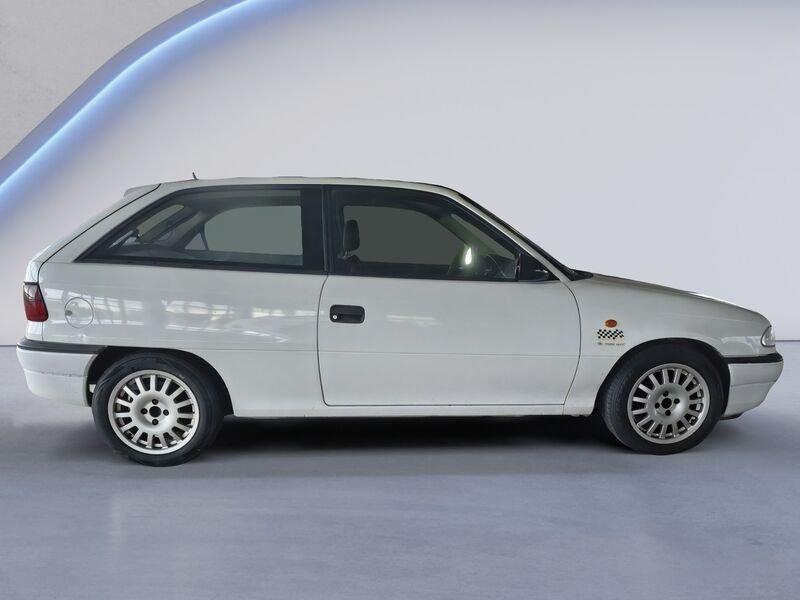 Opel Astra 2.0 16V 150 CV 3 porte GSi