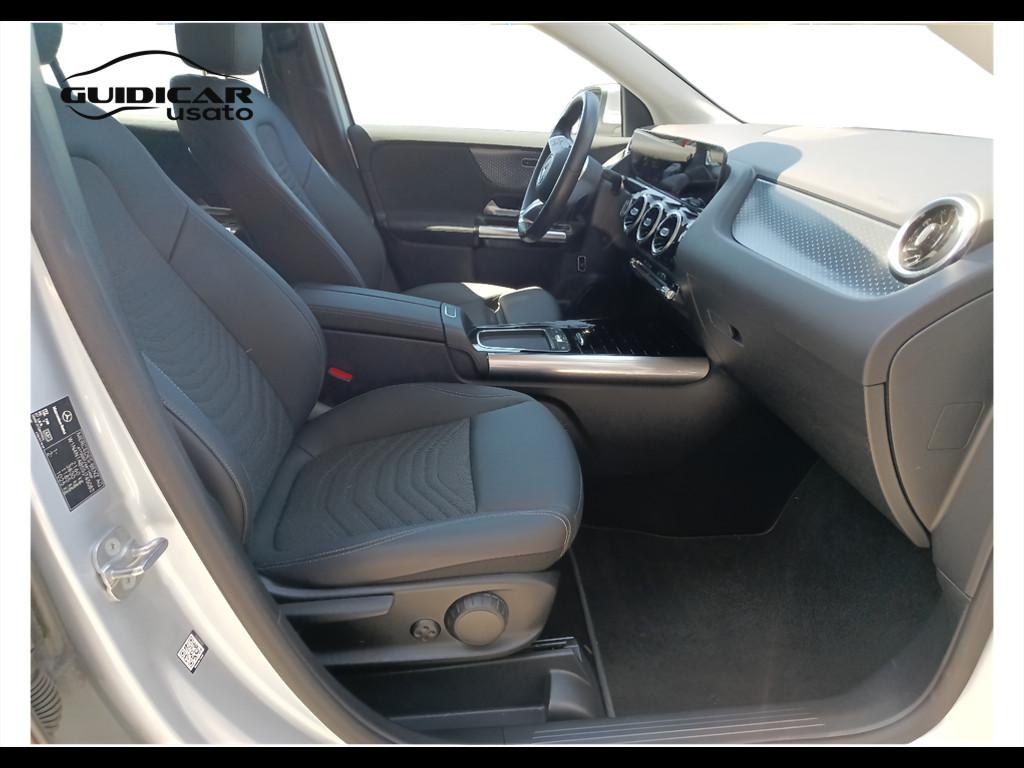 Mercedes-Benz GLA-H247 2023 - GLA 180 d Progressive Advanced auto