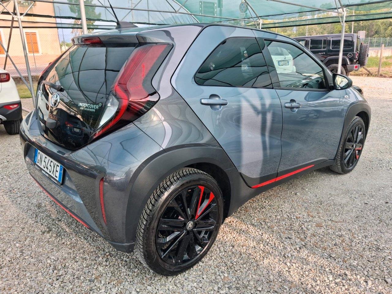 Toyota Aygo X 1.0 Undercover 72cv Jun Takahashi