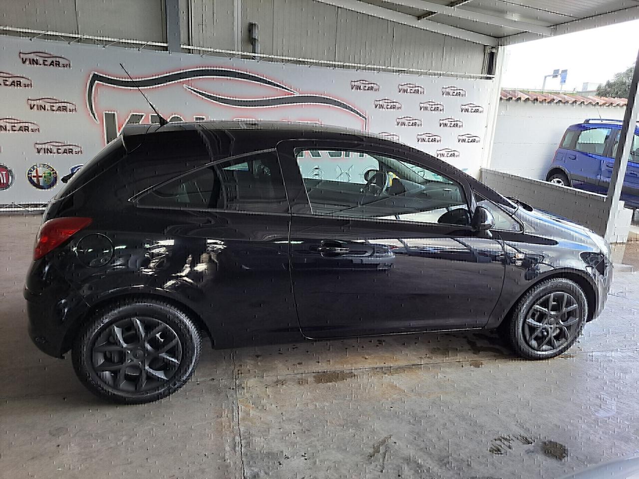 Opel Corsa 1.2 Gpl 80Cv