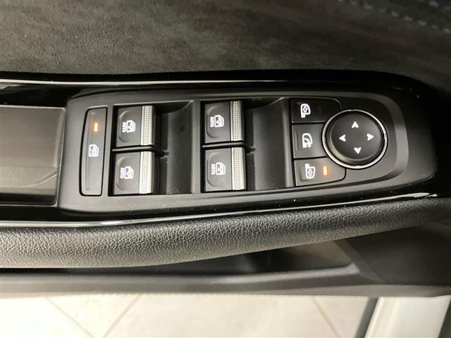 RENAULT Austral 1.2 E-Tech full hybrid Iconic Esprit Alpine 200cv