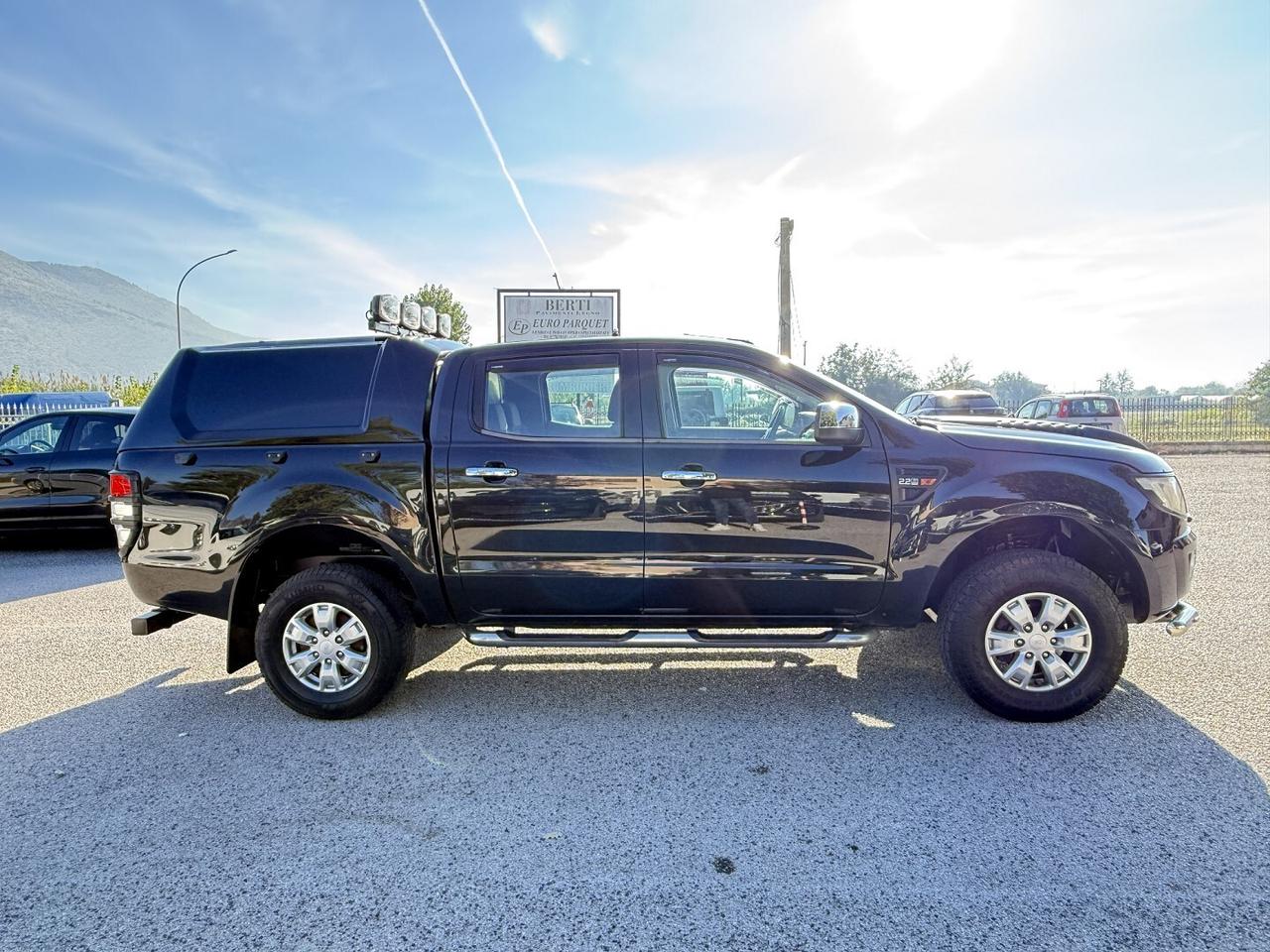 FORD RANGER 2.2 DOPPIA CABINA CAMBIO MANUALE