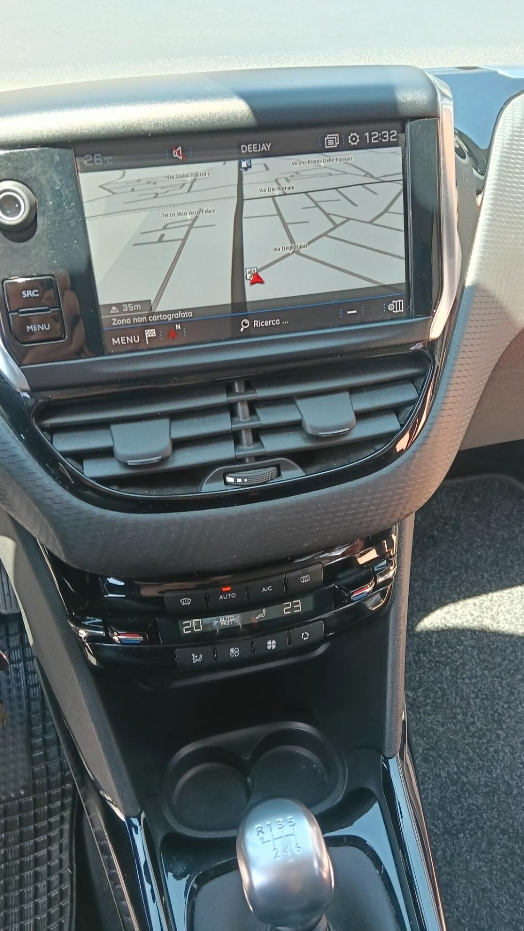 Peugeot 2008 BlueHDi 100 S&S Allure