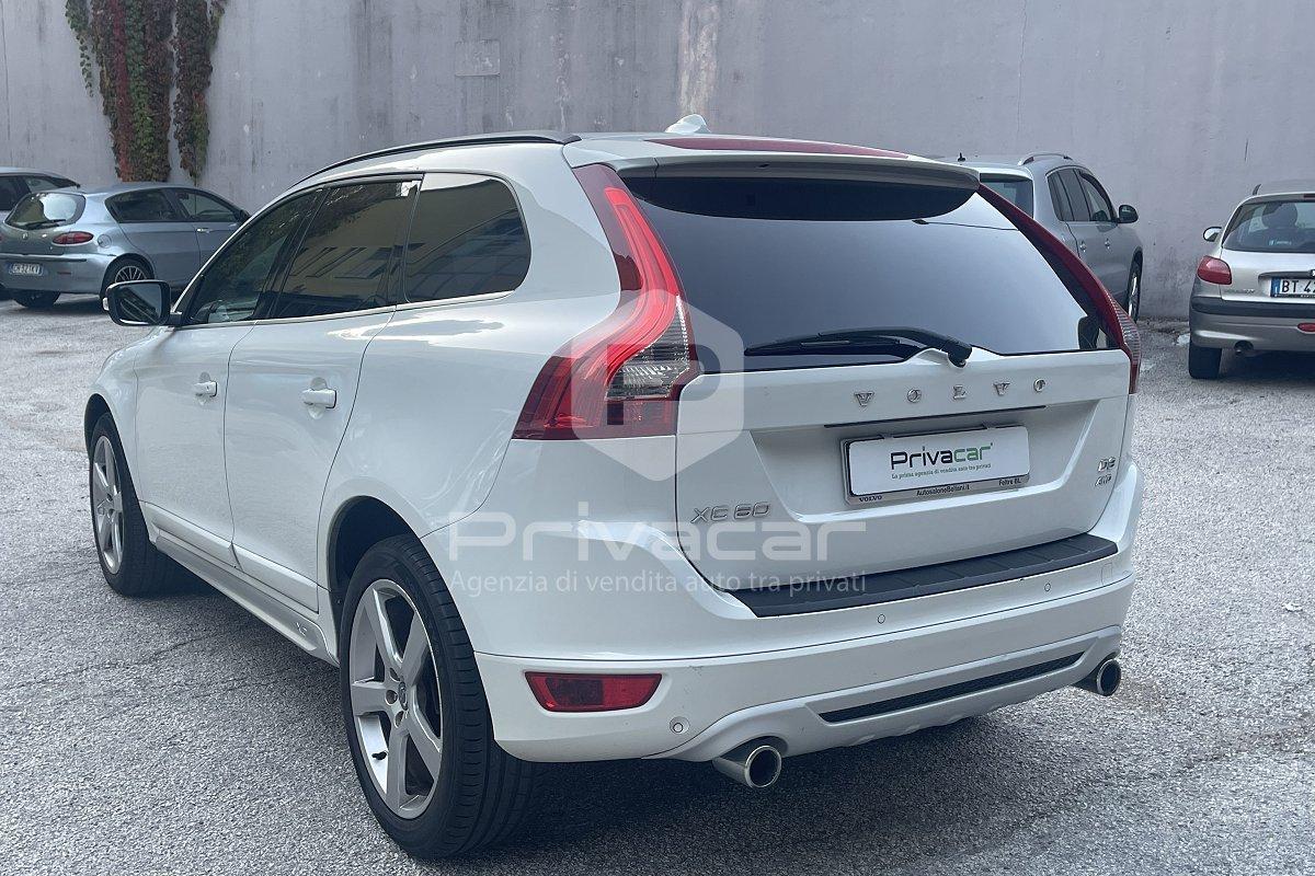 VOLVO XC60 D3 AWD Geartronic R-design