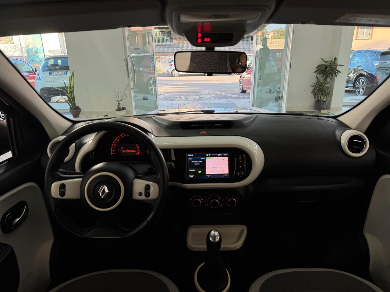 Renault Twingo 1.0 71 CV SCe Lovely