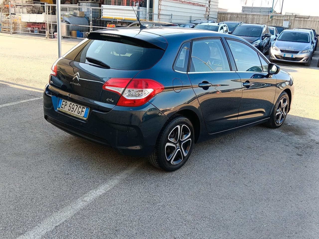CITROEN C4 1.6 HDì-TETTO-2012