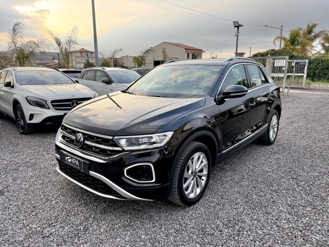 VOLKSWAGEN T-Roc 1.0 TSI Style NAVI LED IQ-LIGHT RETROCAMERA