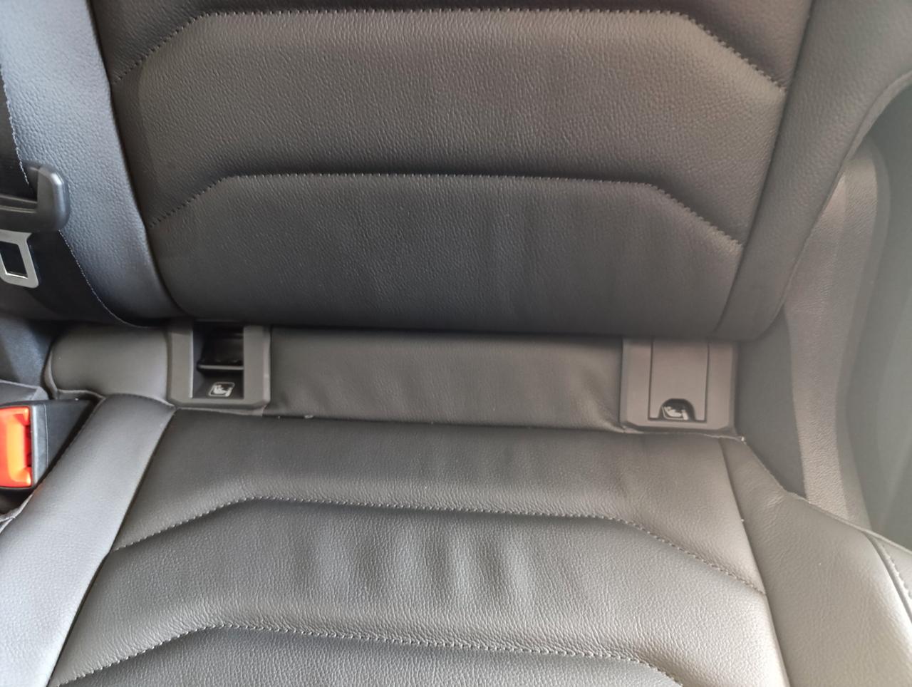 Volkswagen Touareg 3.0 V6 tdi scr Elegance 231cv auto