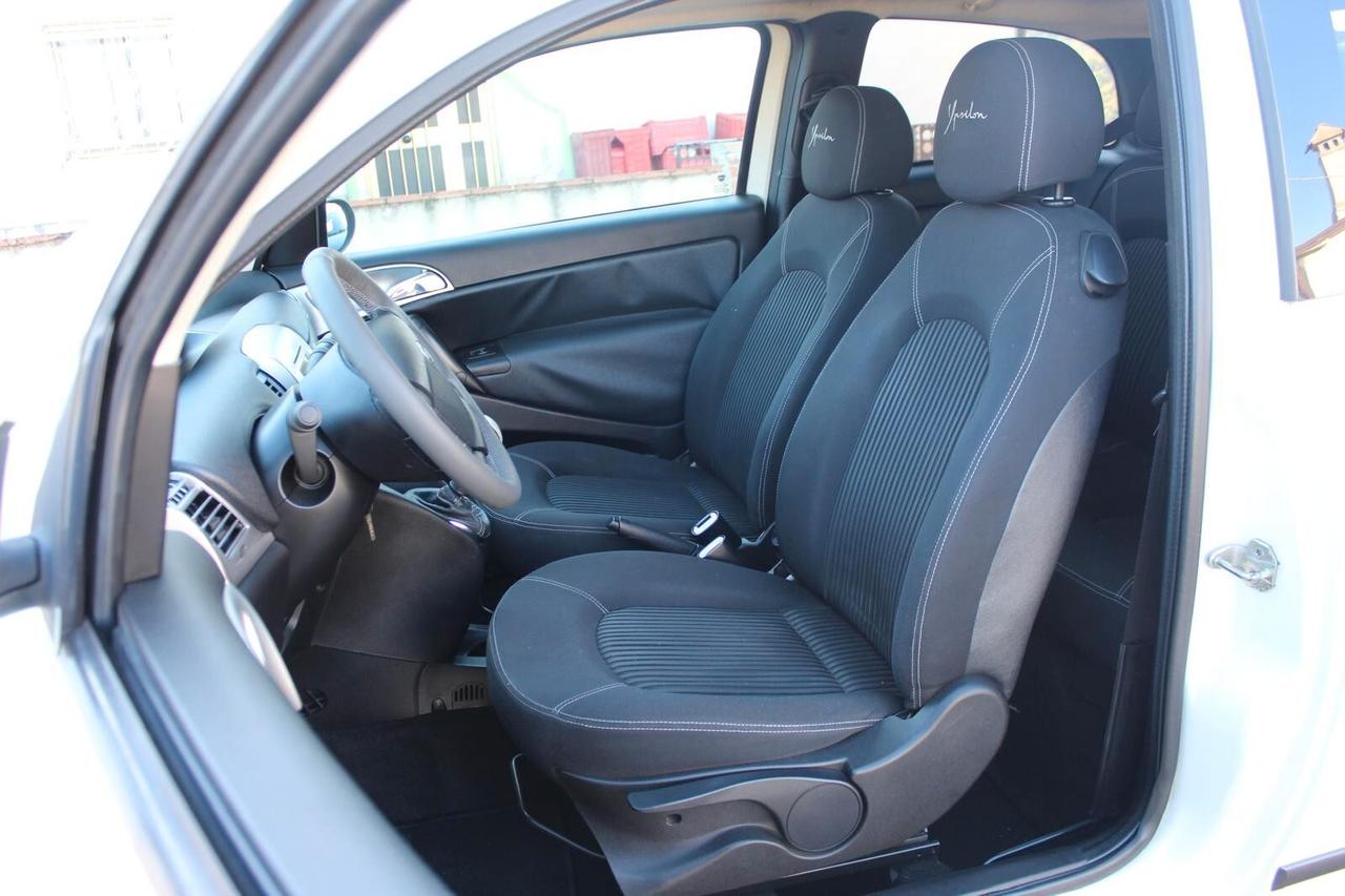 Lancia Ypsilon 1.3 MJT 90 CV Platino