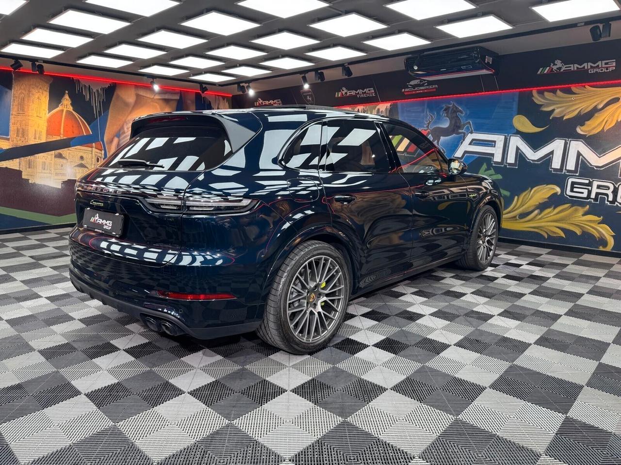 Porsche Cayenne 3.0 V6 E-Hybrid Platinum Edition (119)