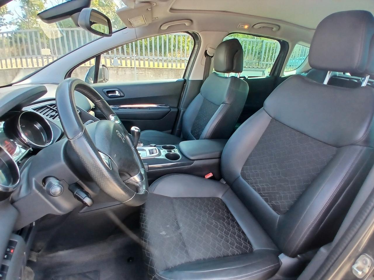 Peugeot 3008 BlueHDi 130 S&S EAT8 Active Pack