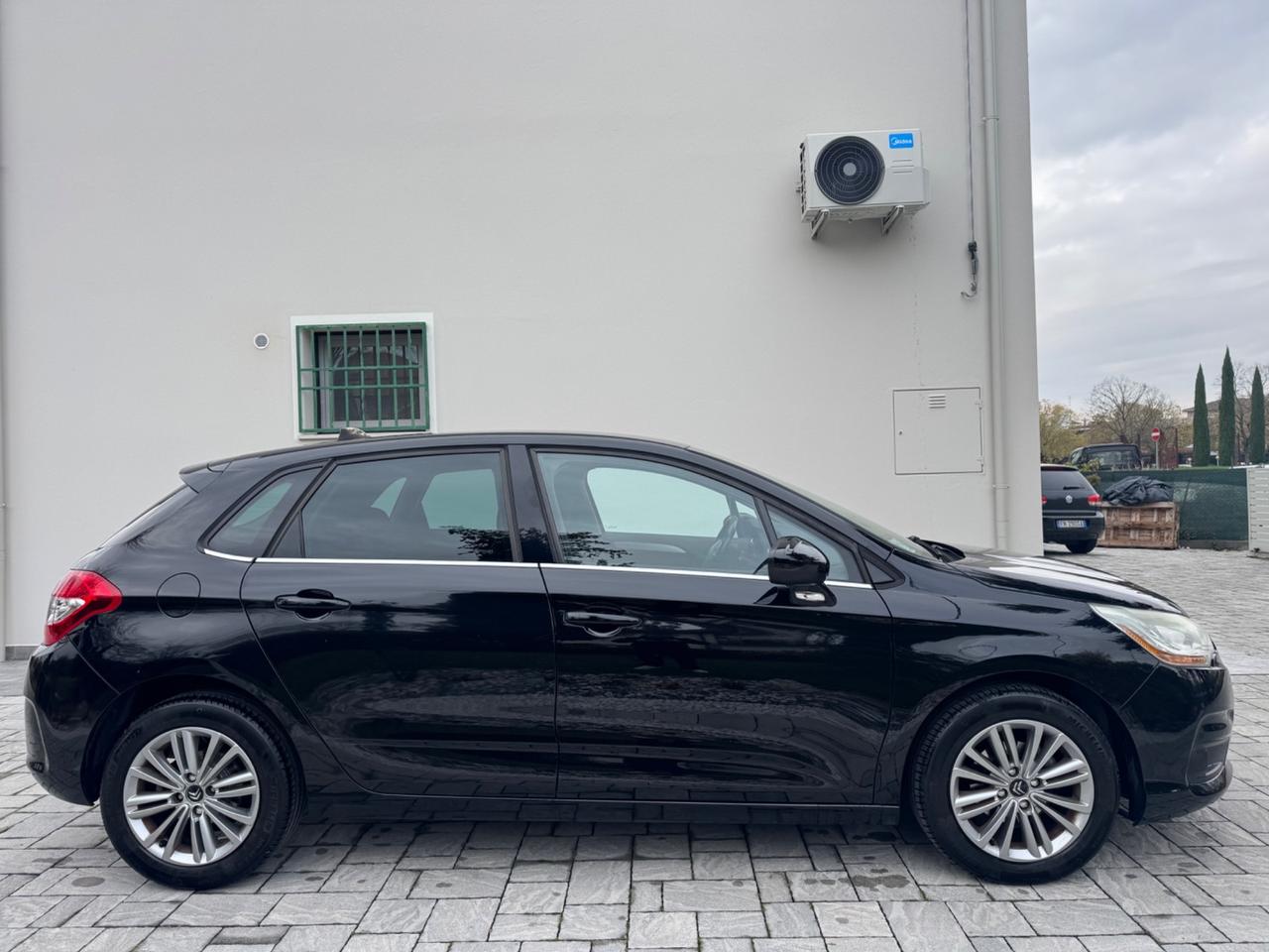 Citroen C4 1.6 HDi 90 Seduction OK NEOPATENTATI