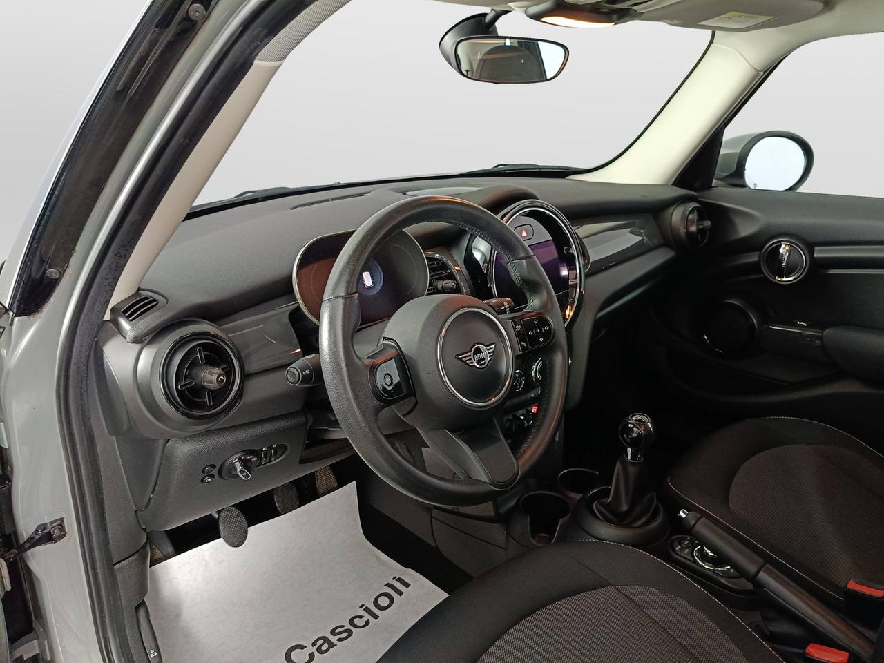 MINI Mini IV F55 2021 5p - Mini 5p 1.5 One Classic 75cv