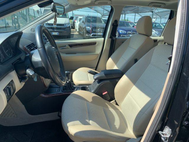 MERCEDES-BENZ A 180 BlueEFFICIENCY Premium