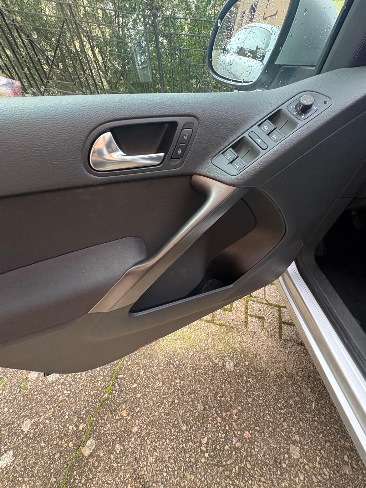 Volkswagen Tiguan 2.0 TDI DPF 4MOTION Track & Field