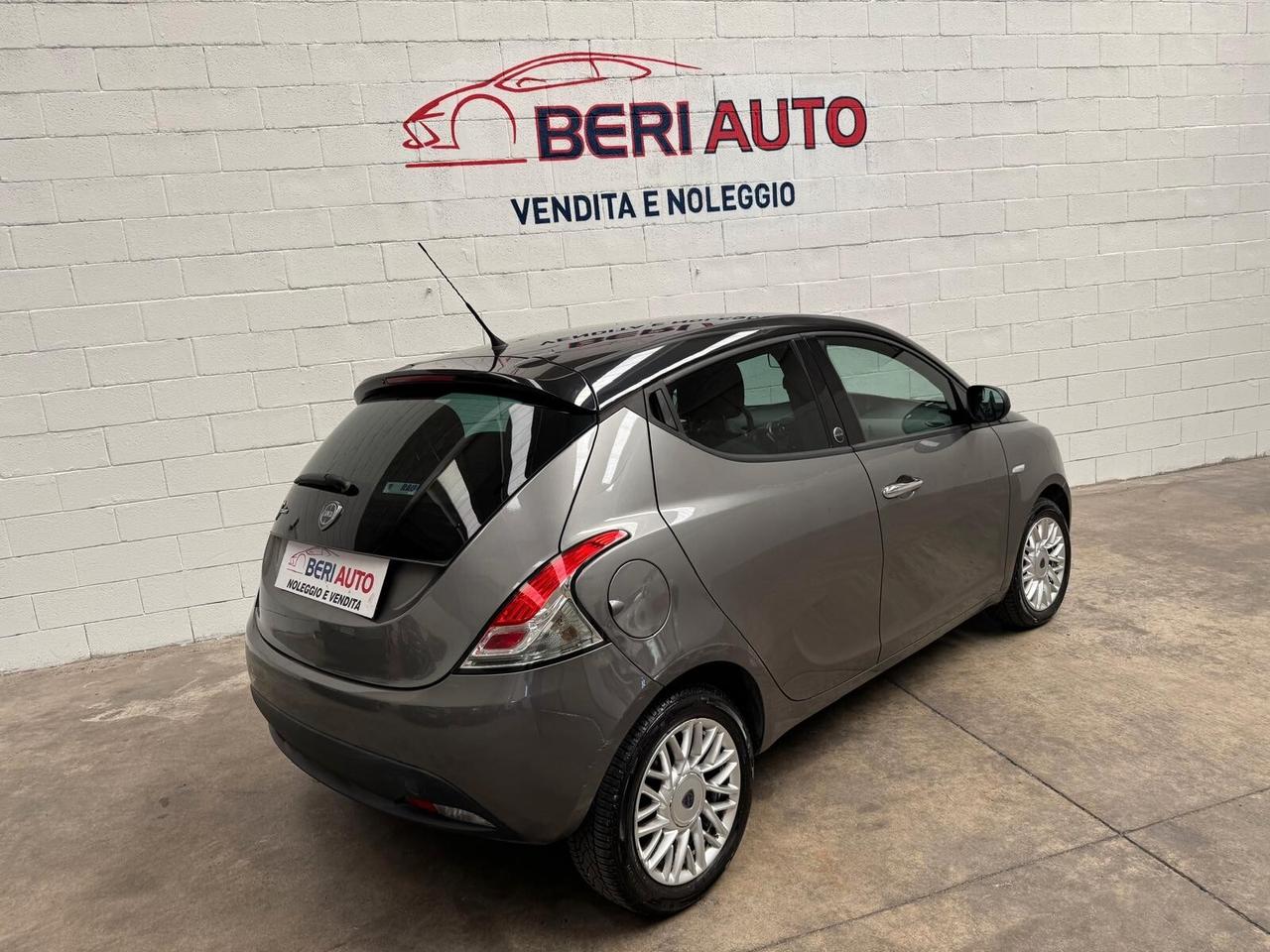 Lancia Ypsilon 1.2 benzina GPL valido fino al 2033