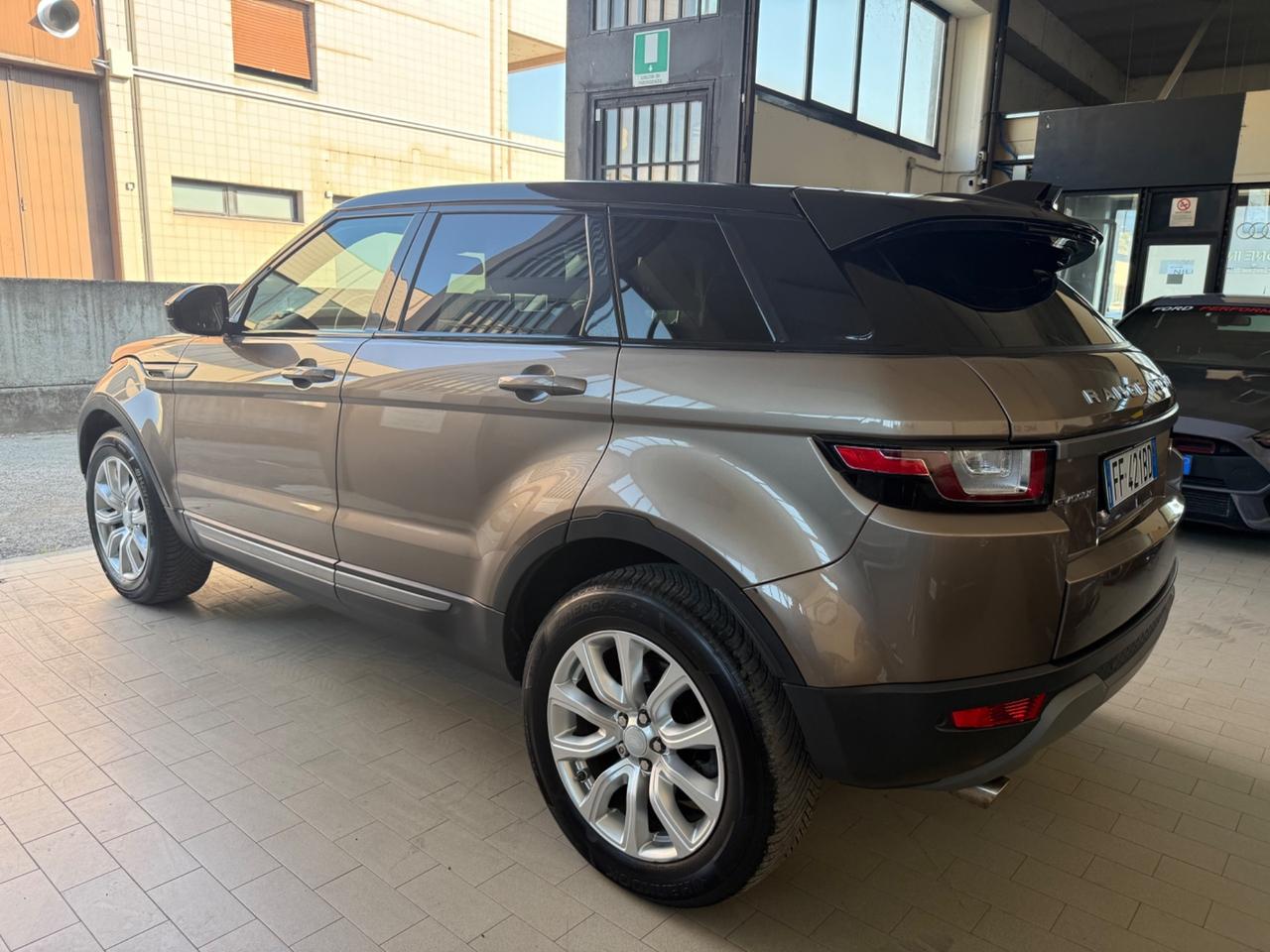 Land Rover Range Evoque 2.0 TD4 150 CV 5p. SE Dynamic