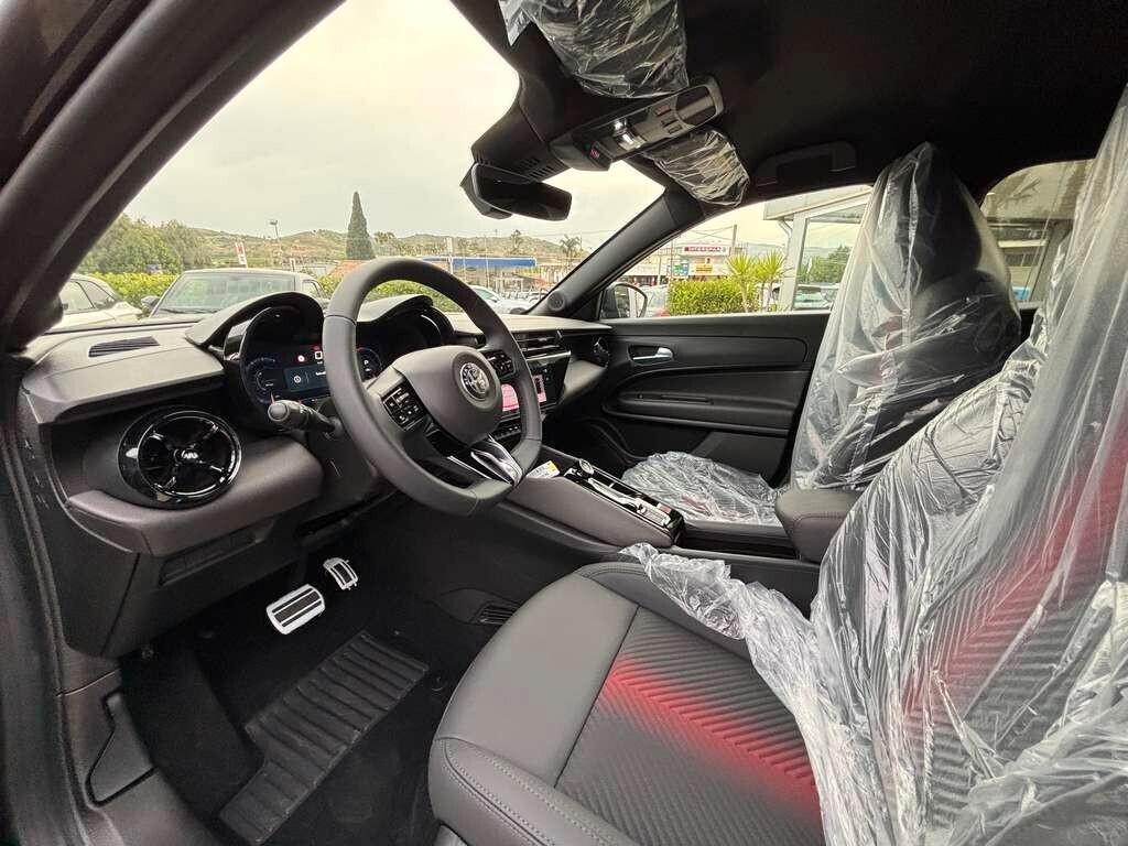 Alfa Romeo Junior 1.2 145 CV Hybrid eDCT6 Ti rent to buy