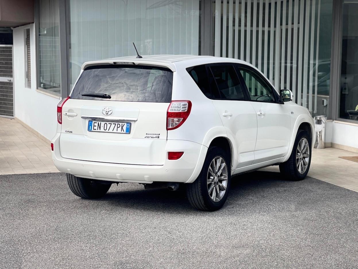 Toyota RAV 4 Crossover 2.2 Diesel 150CV E5 Automatica - 2012