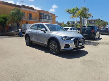 Audi Q3 45 TFSI quattro S tronic S line edition