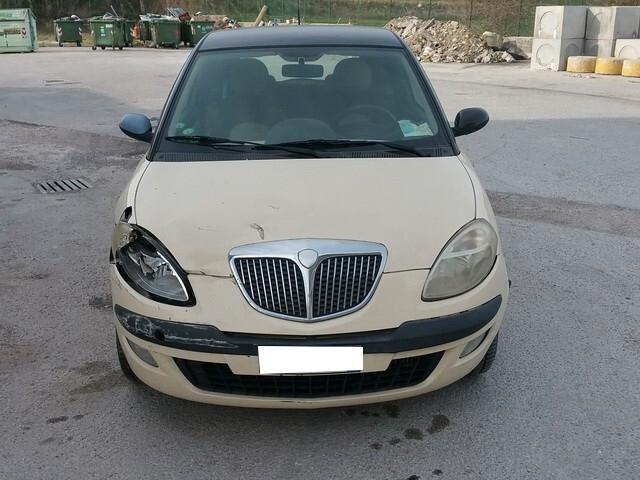 Lancia Ypsilon 1.3 MJT Argento